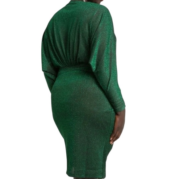 ELOQUII Tulip Skirt Ruched Metallic Emerald Green Mini Dress - Picture 2 of 9